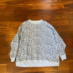 American Eagle Oversized Pullover